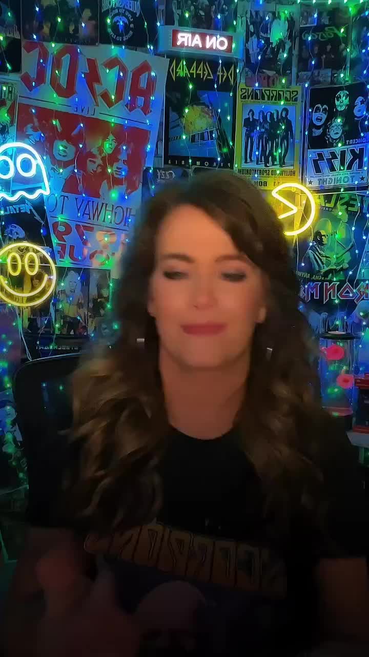 @❌️Christine Kennedy