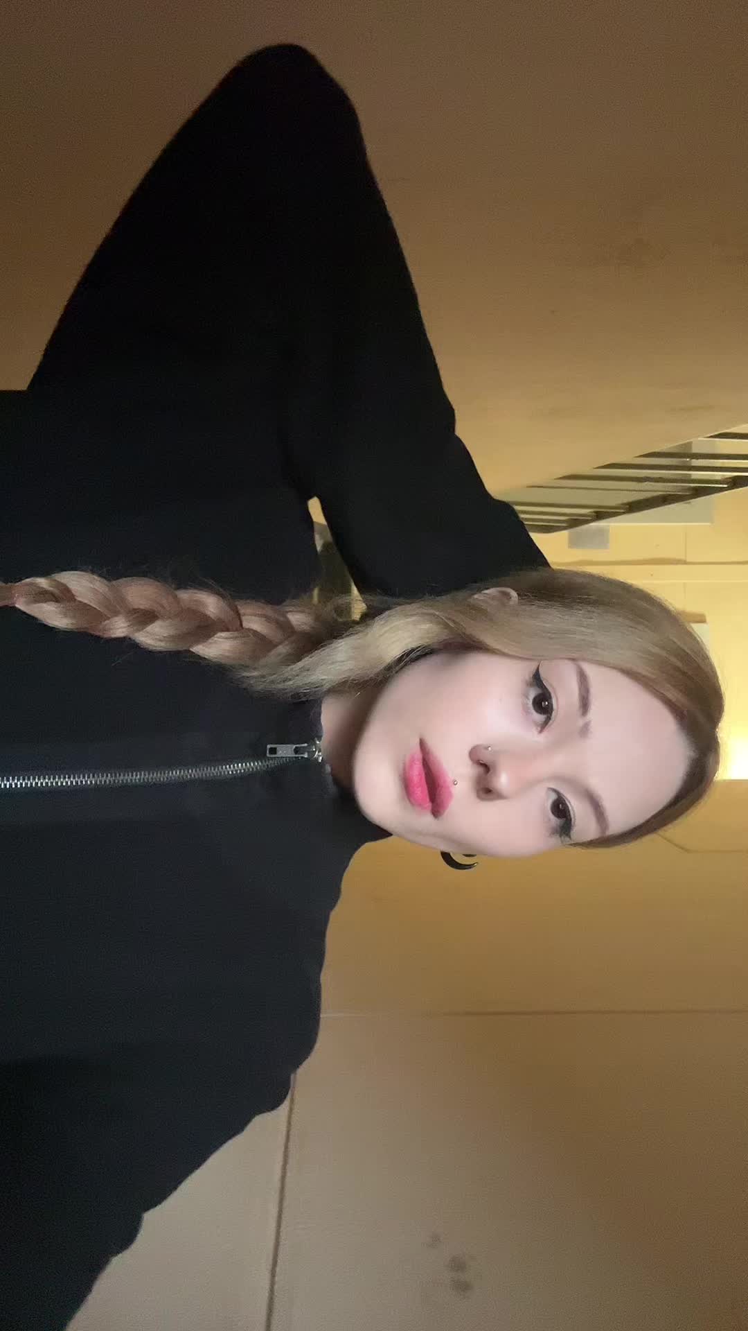 @Кристина Бабабуева