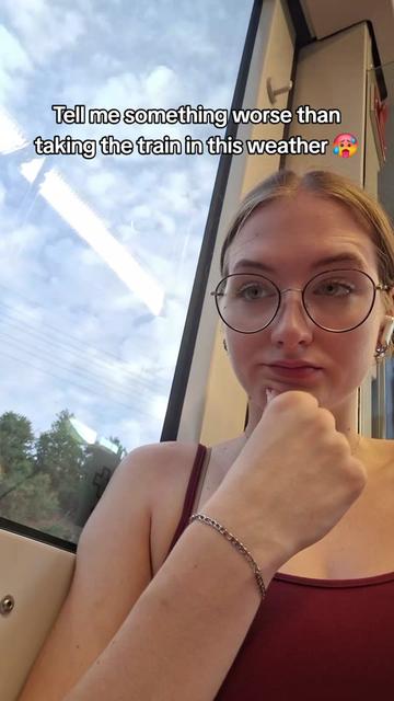 @JustKira