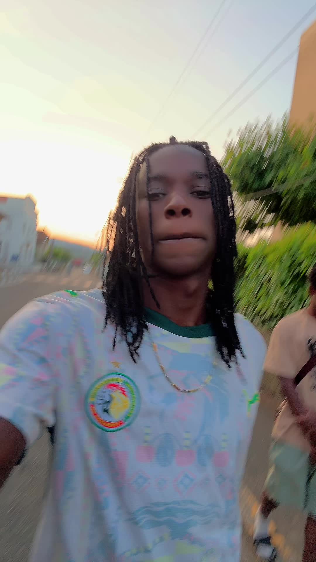 @DM🇲🇱🇸🇳