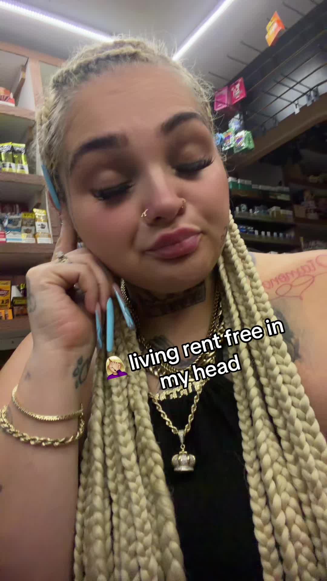 @QueenieDaGreat