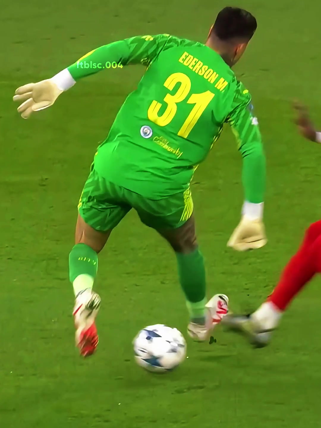 @footballsoccer.004