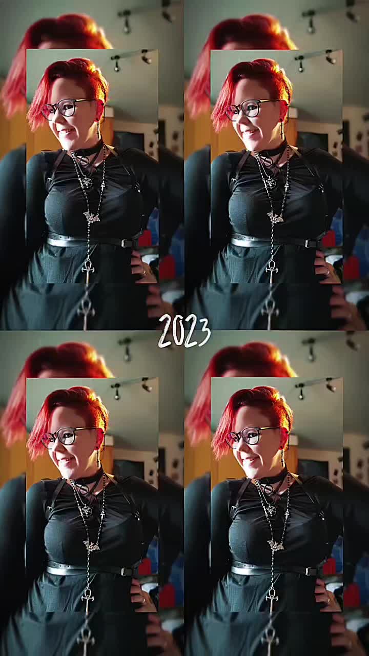 @Charlene 🖤🌹🦇