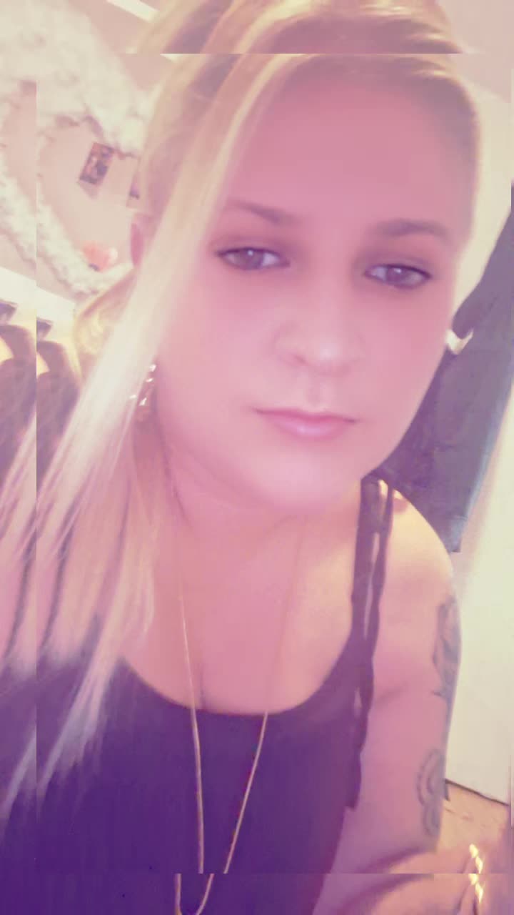 @🌺 Daniela 🫂