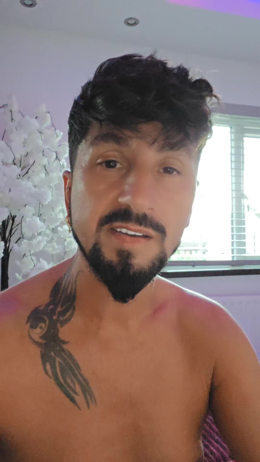 @Emilio_Marius (Tiberiu)