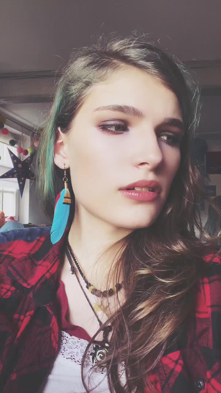 @yourlocal_maxcaulfield