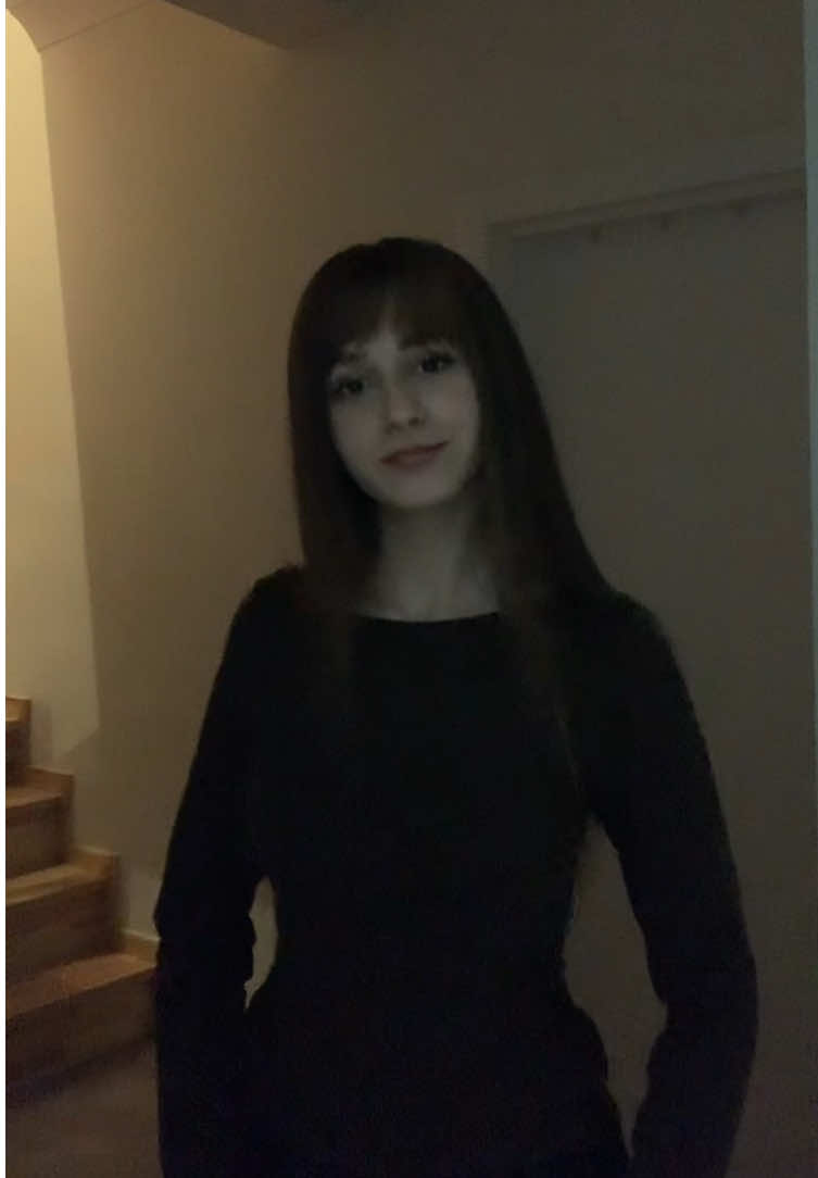 @👩🏻&zwj;🦲