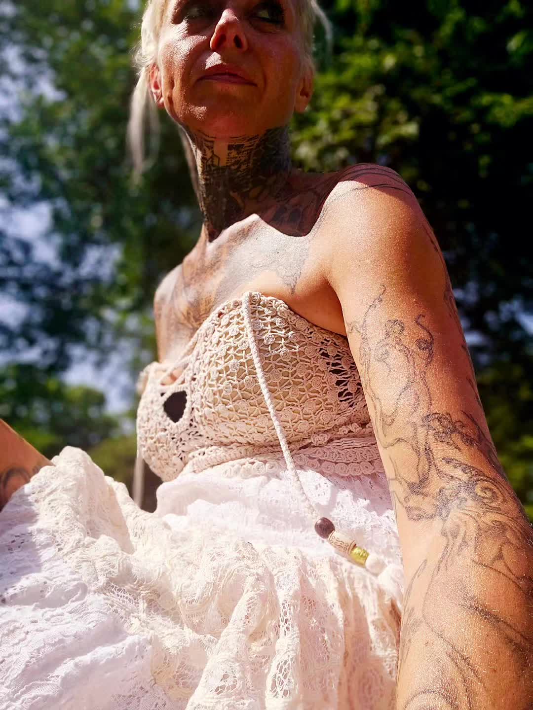 @misscraboutchas