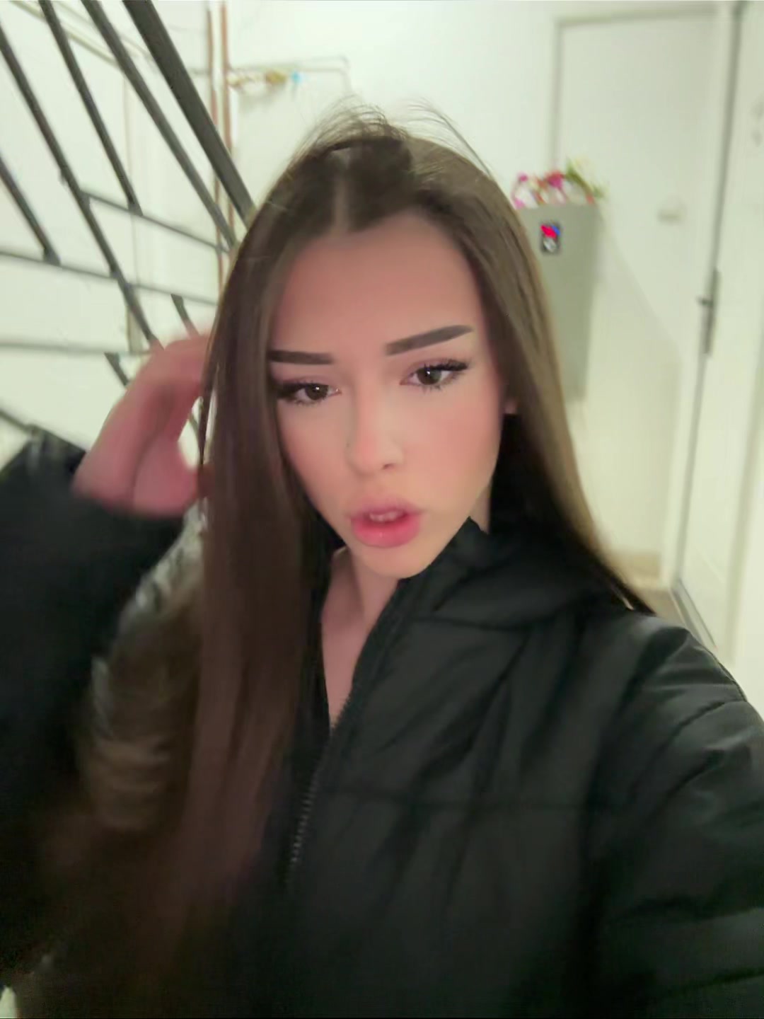 @๐ข๐ฏ๐จ๐ง๐ข๐๐