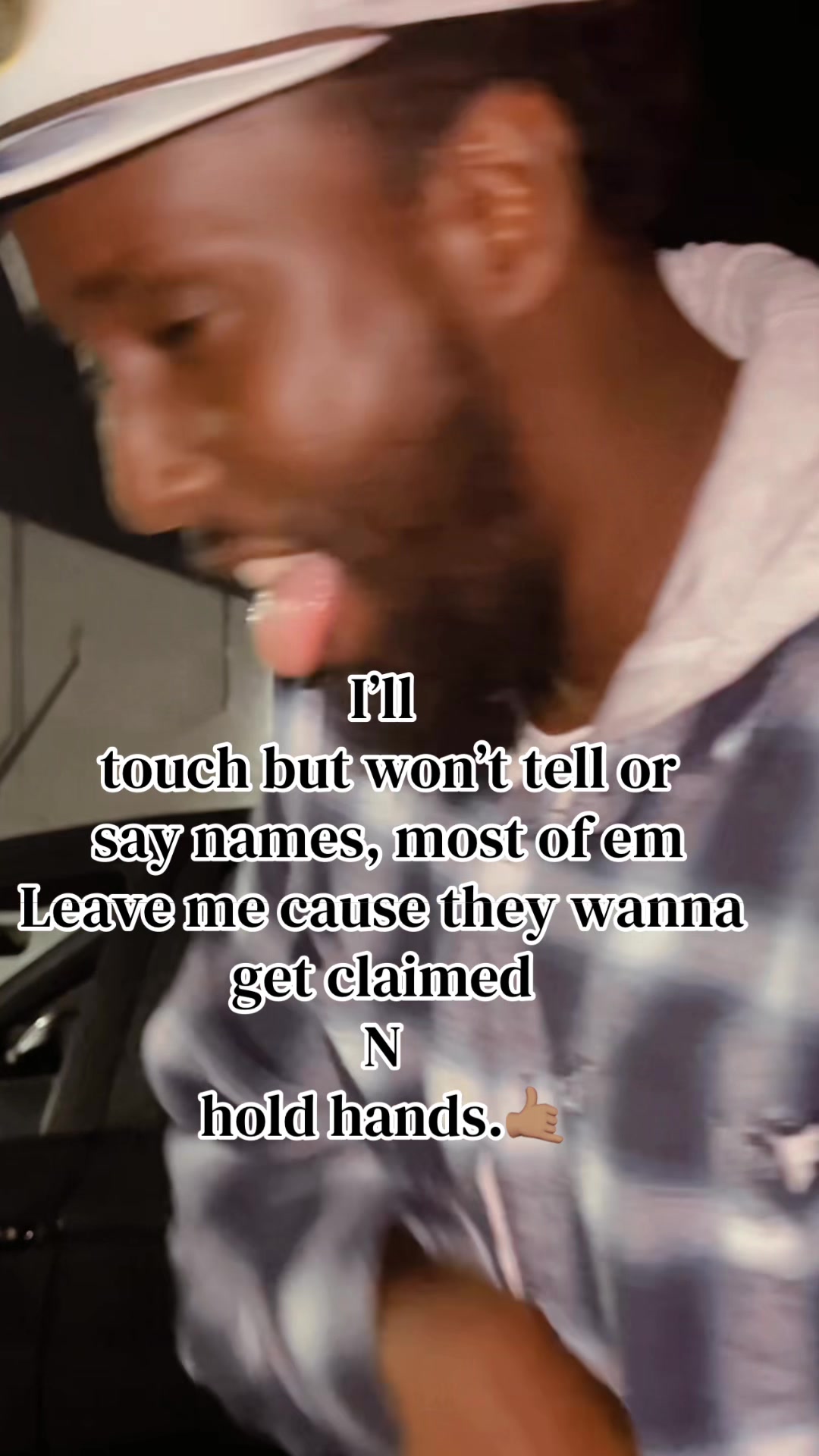 @RaaxeyeeAkAmommasboy