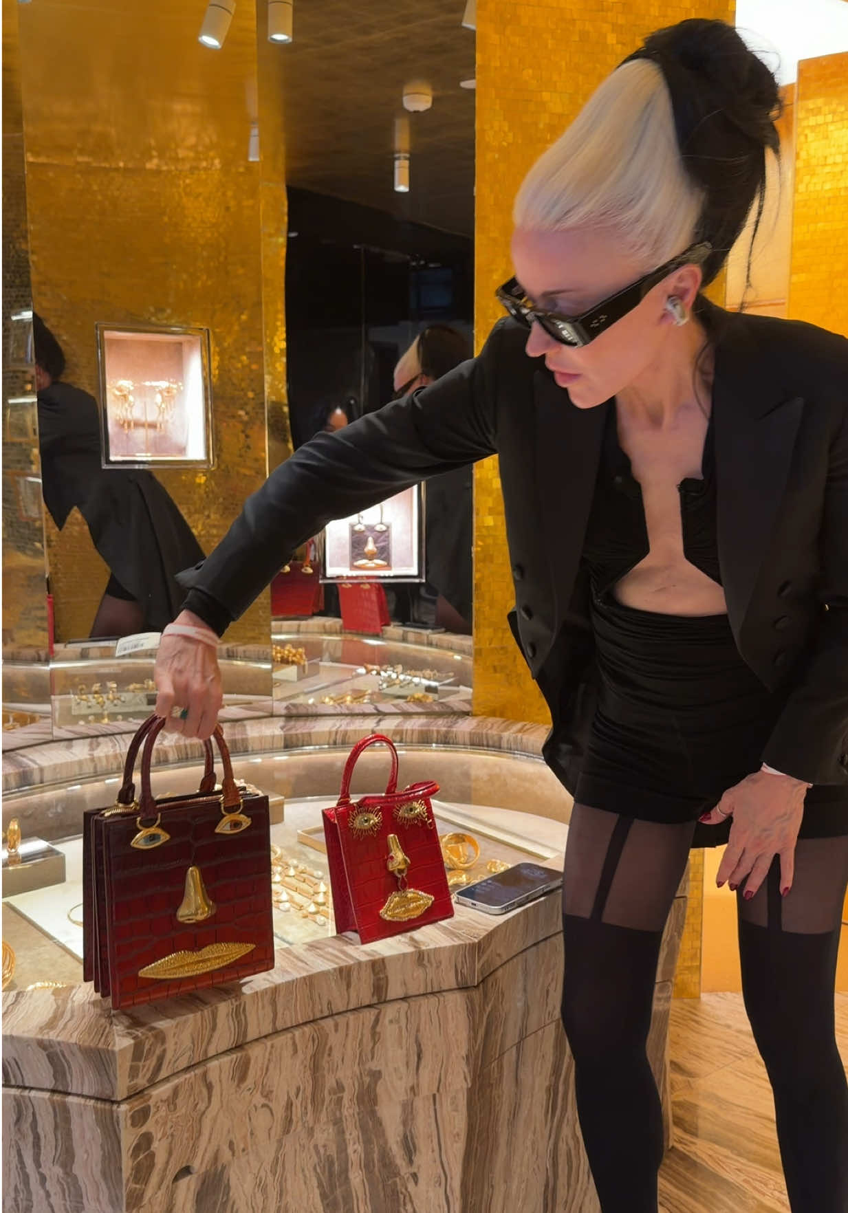 @Daphne Guinness