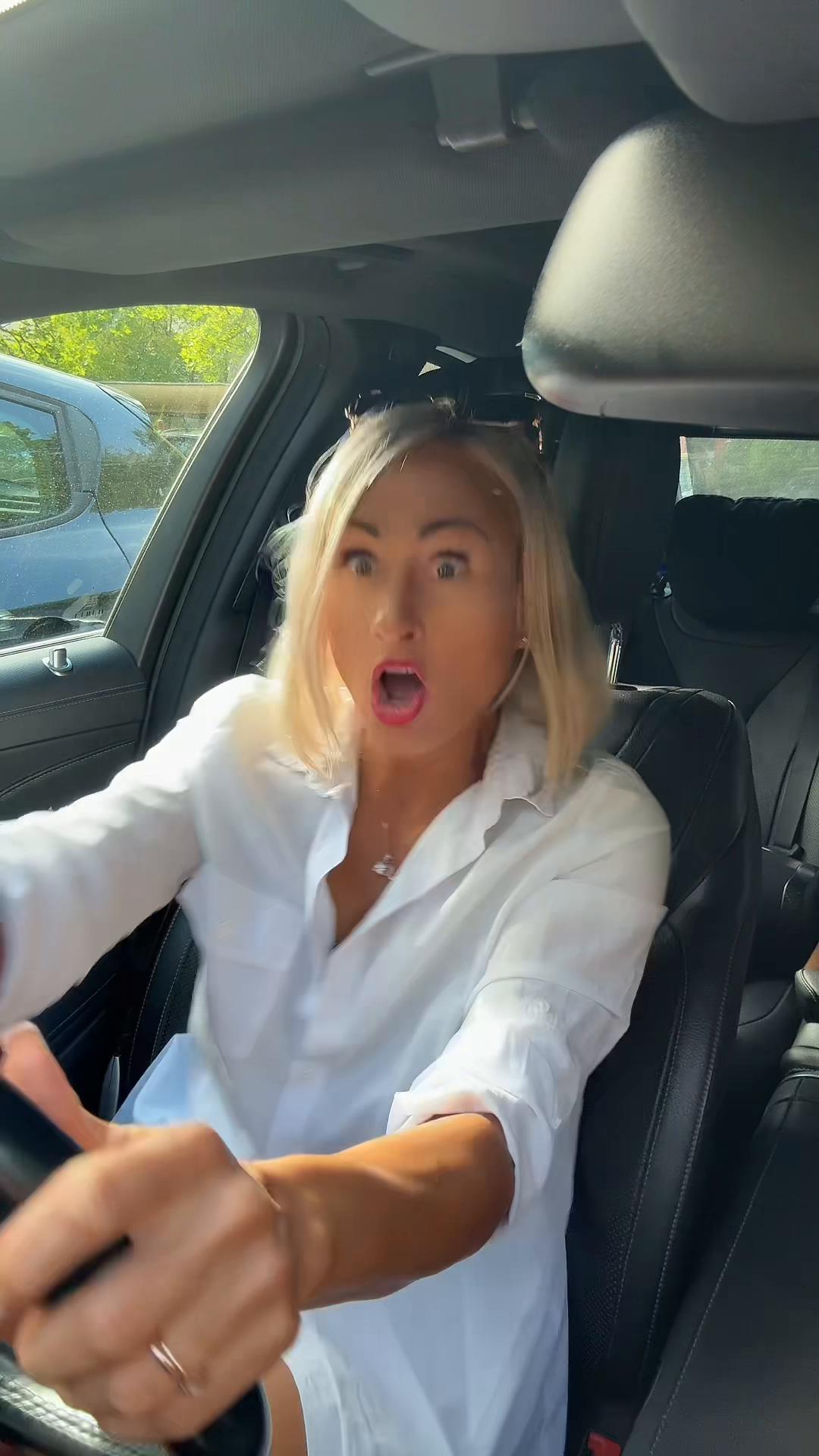 @Mari Корыстная Особа😜