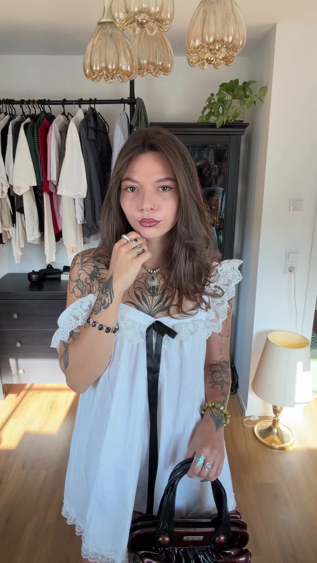 @☆Alida ☆