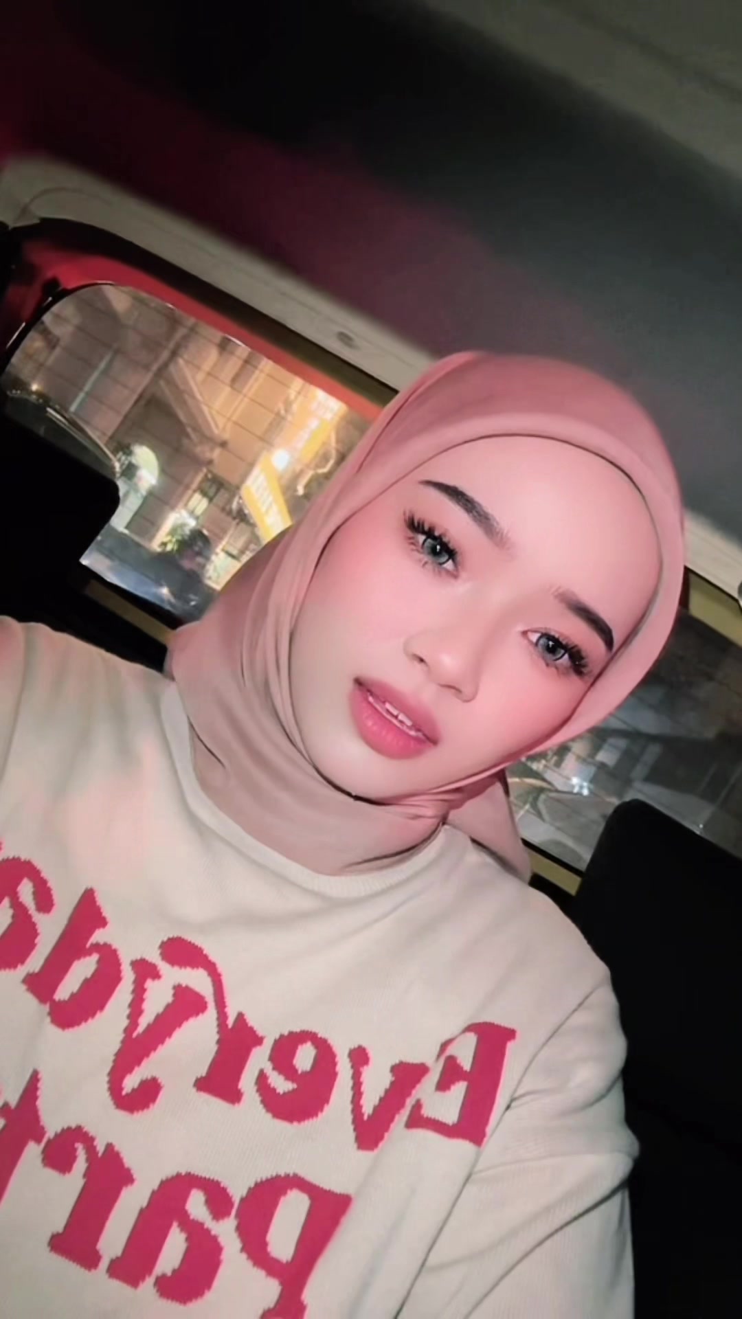 @btrisyiaa