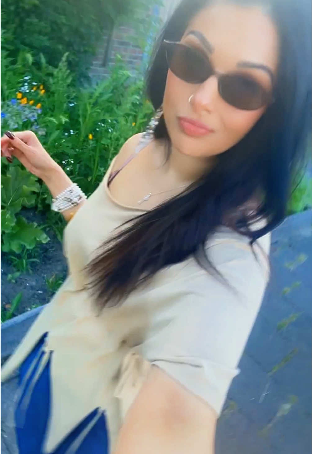 @Firozha 🇳🇱🇸🇷🇮🇳