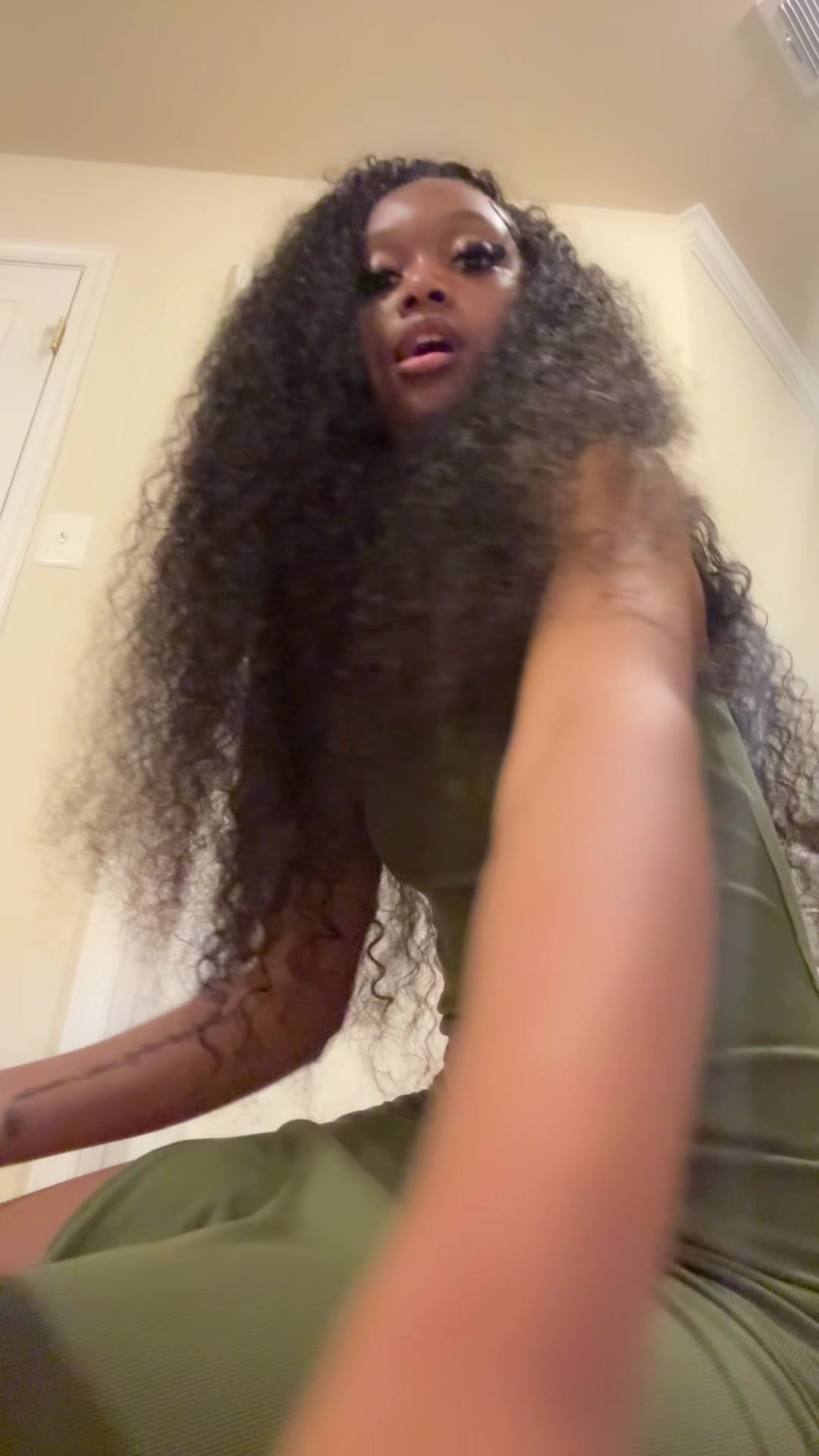 @notfnleya