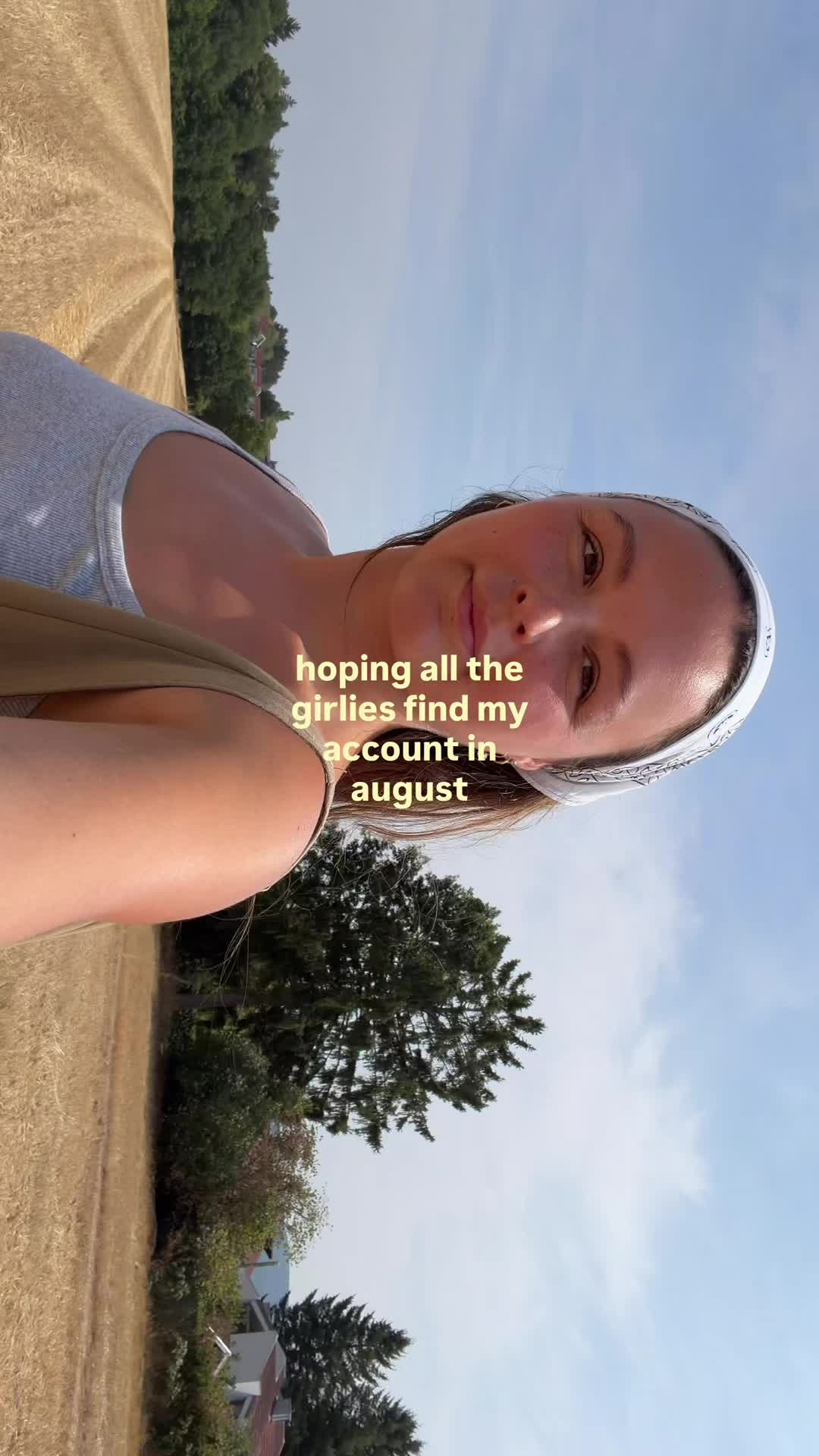@melissamclghln