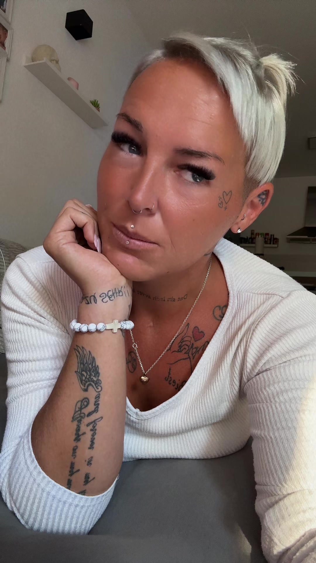 @ᐯᗩᑎᑎIII.🤍