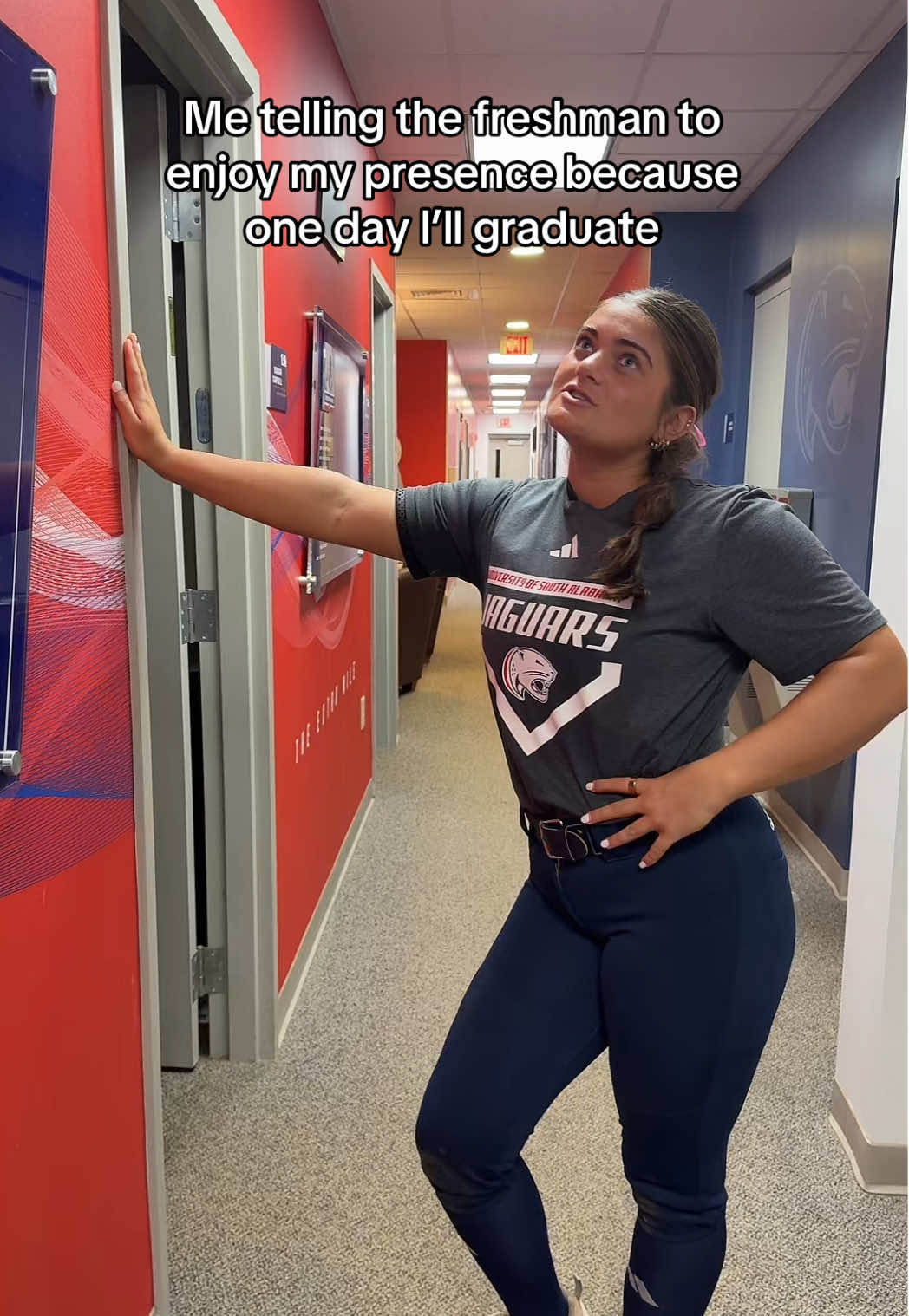@mo