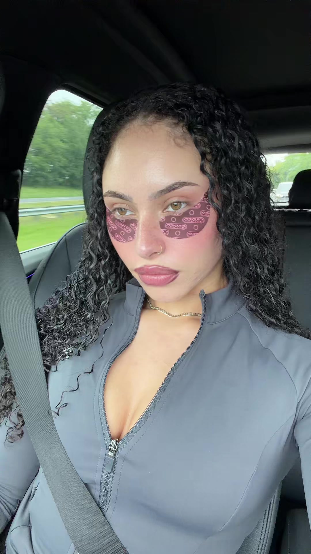 @Milasia