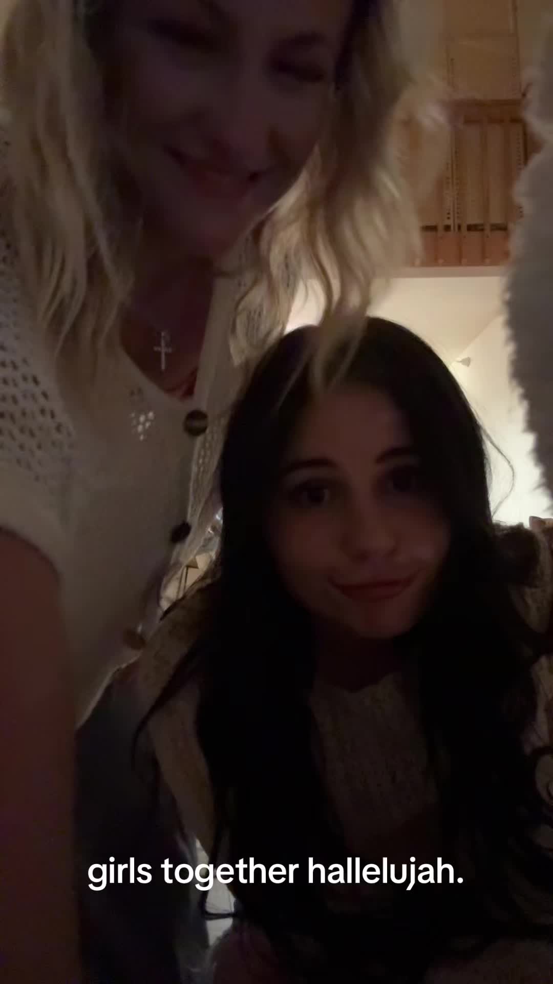 @chloevraspir