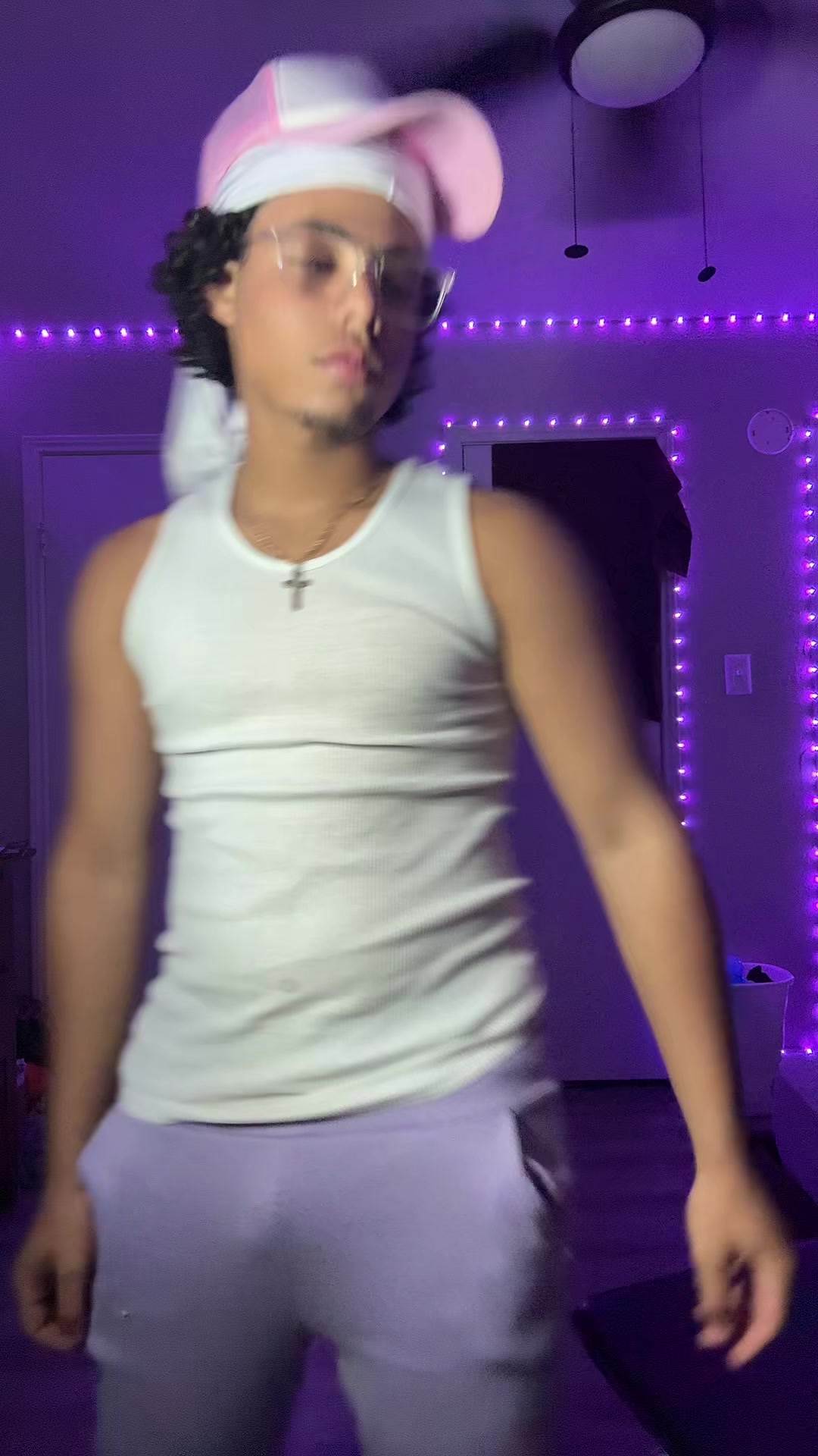 @37_x