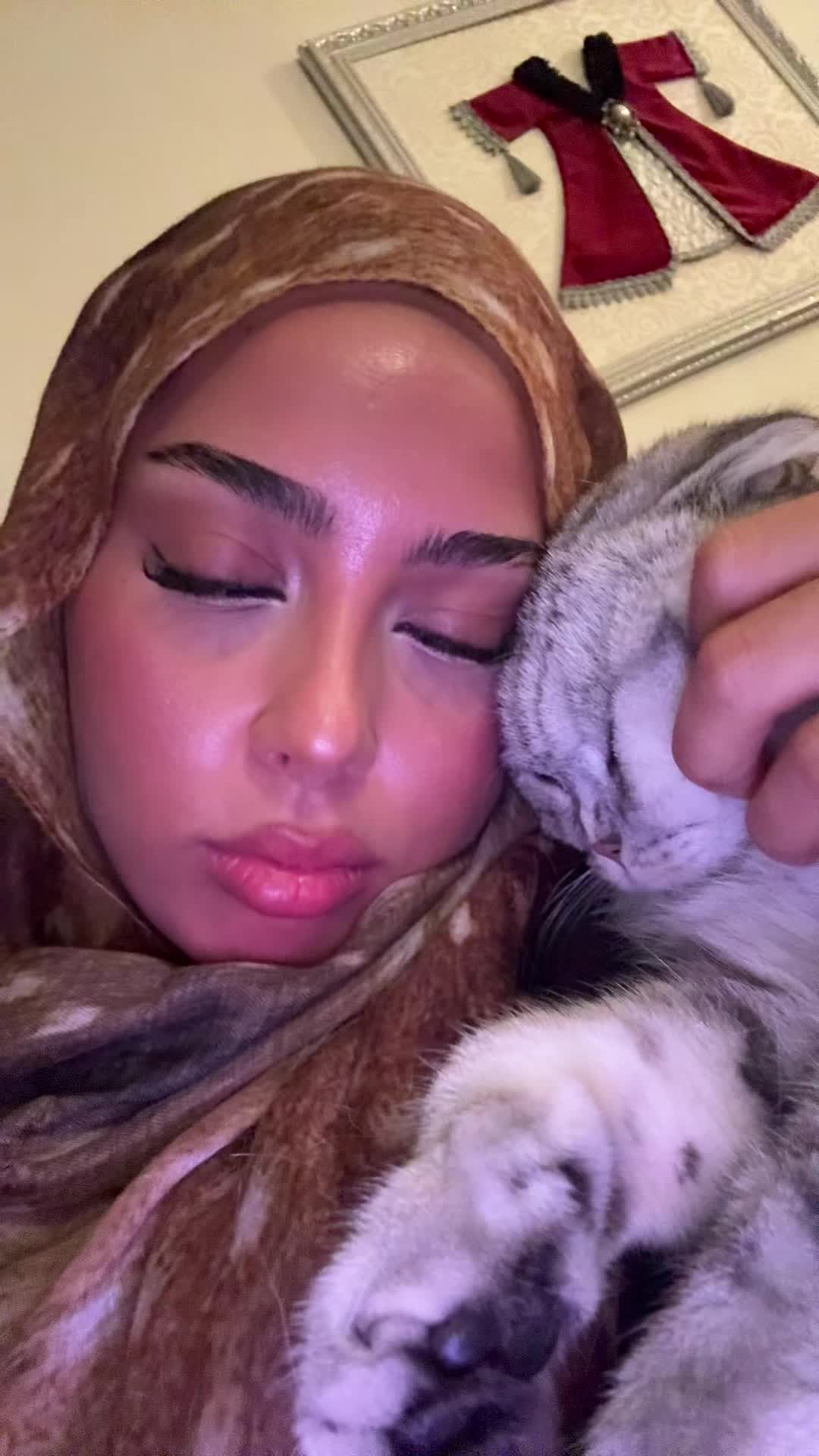 @Azra.e1d