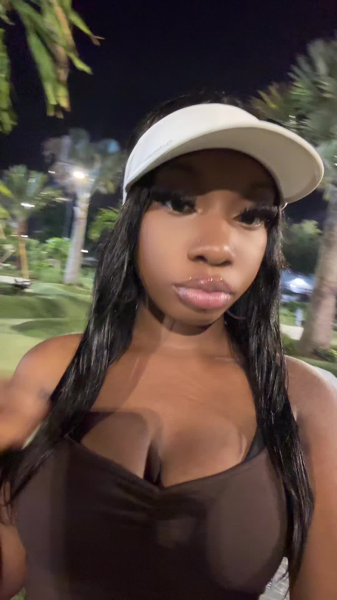 @zaniyah 🎀