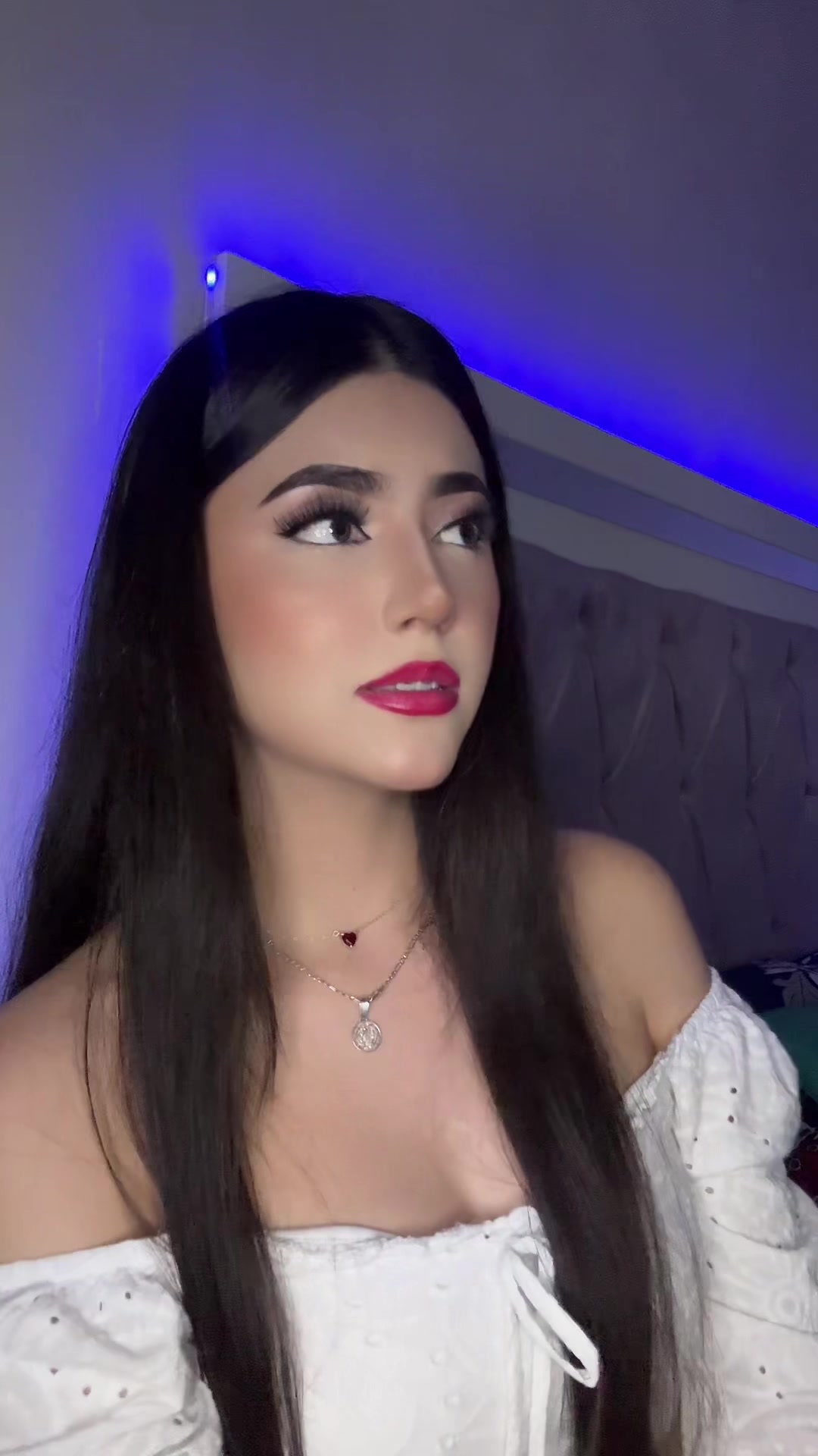 @🖤𝒩𝑜𝓂𝒾 𝒟𝒶𝓋𝒶𝓁𝑜𝓈🖤