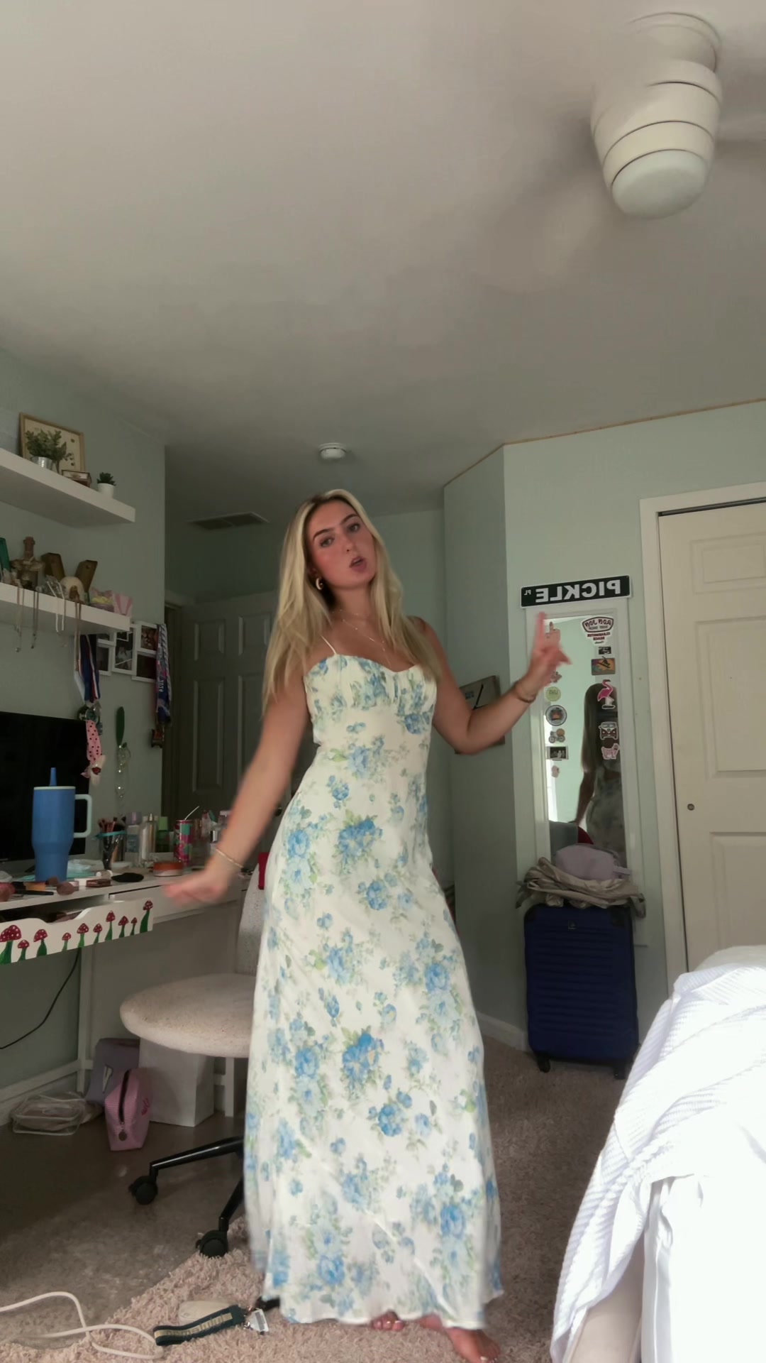 @vivienne