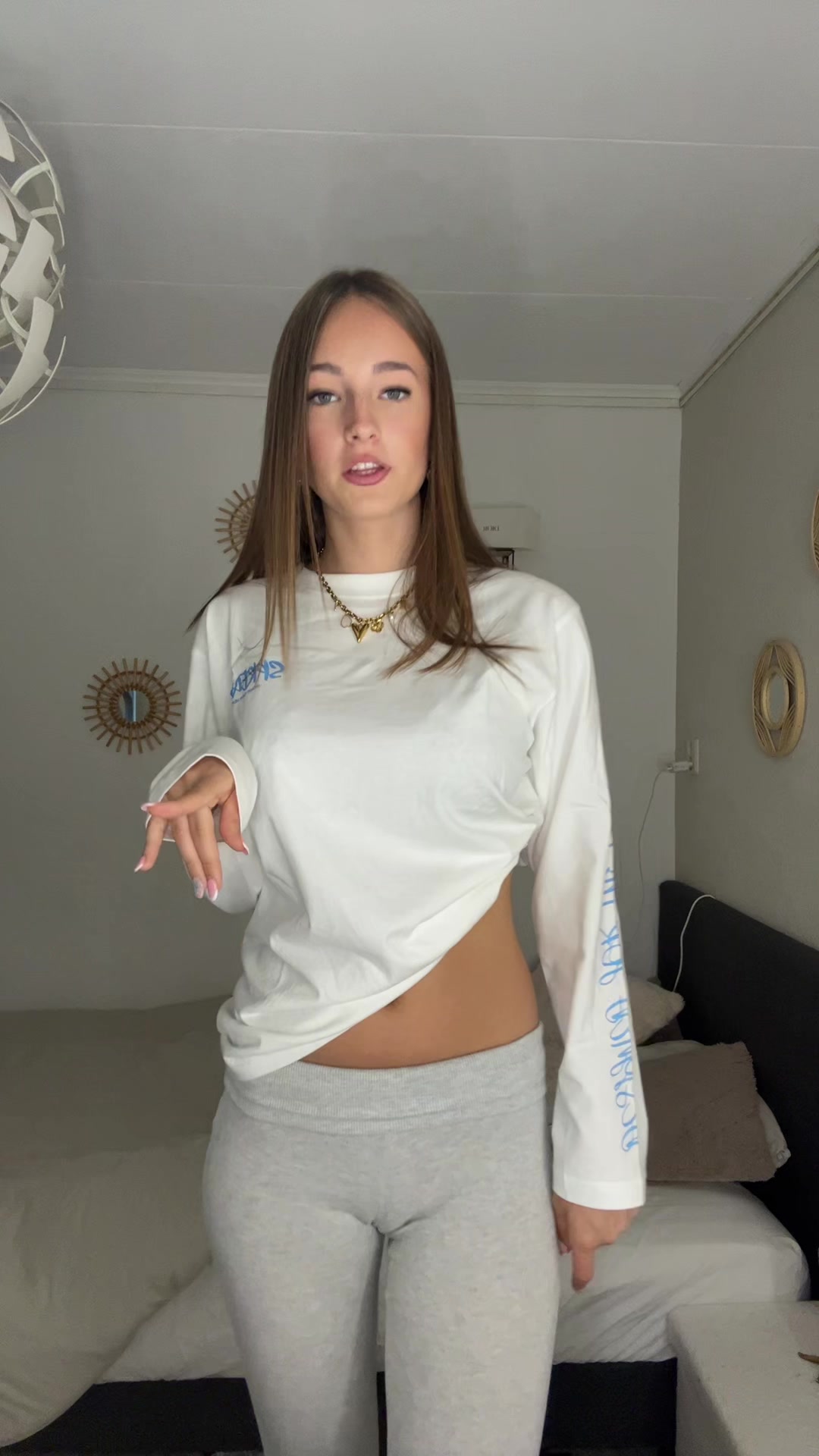 @𝓜𝓪𝓷𝓭𝔂 𝓻𝓸𝓮𝓵𝓵𝓲𝓮𝓼