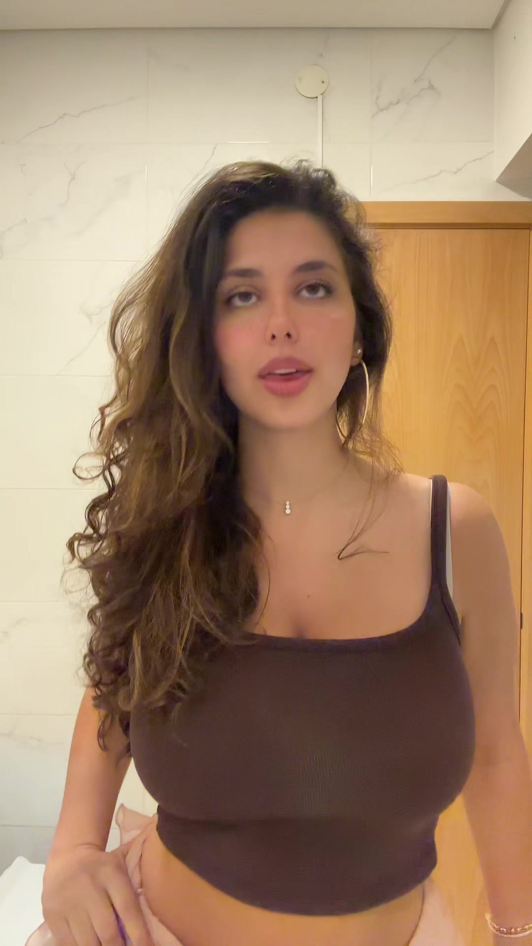 @laura