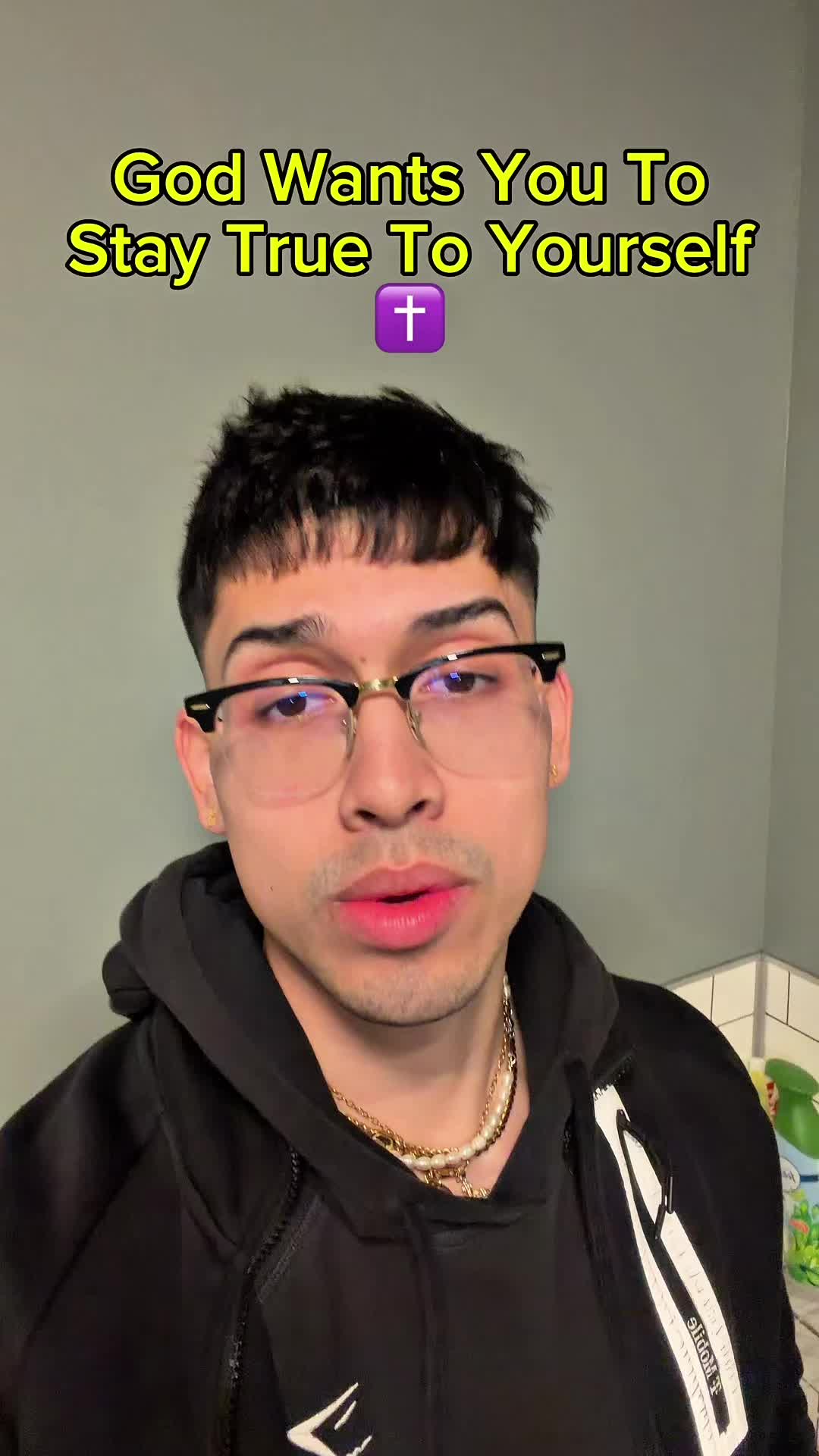 @johnnydivines
