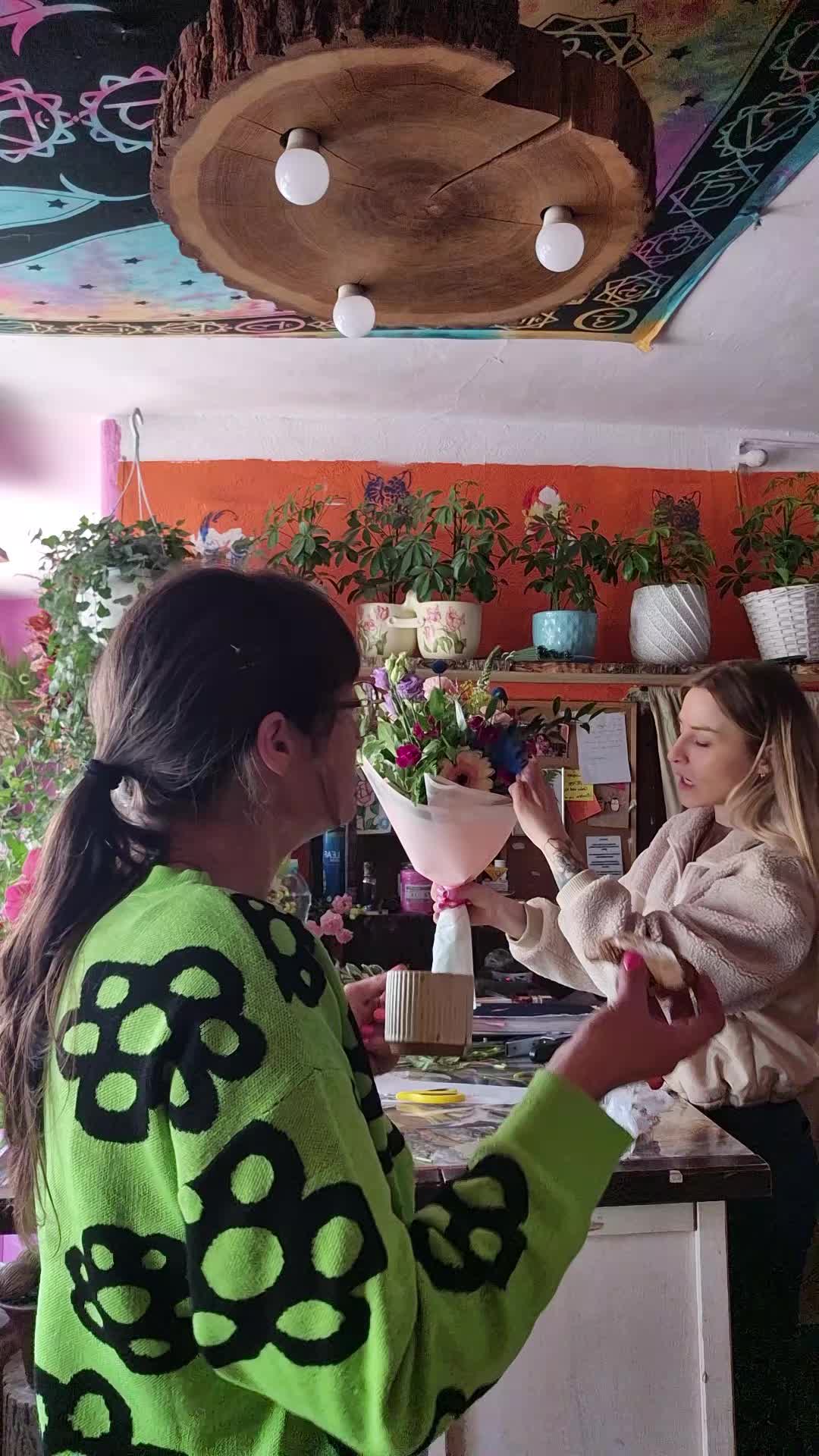 @Dancing Florist Ławeczka