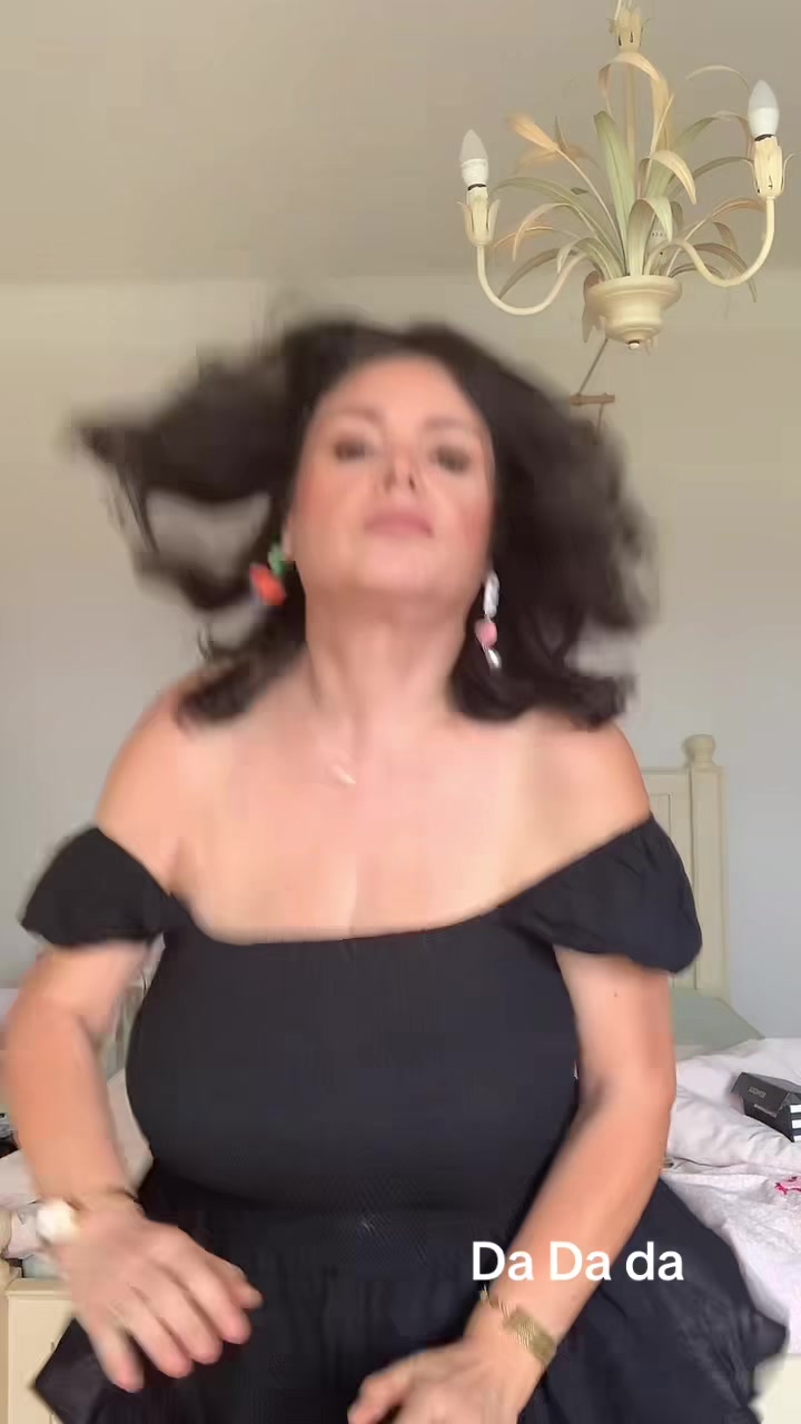 @mimiparesse