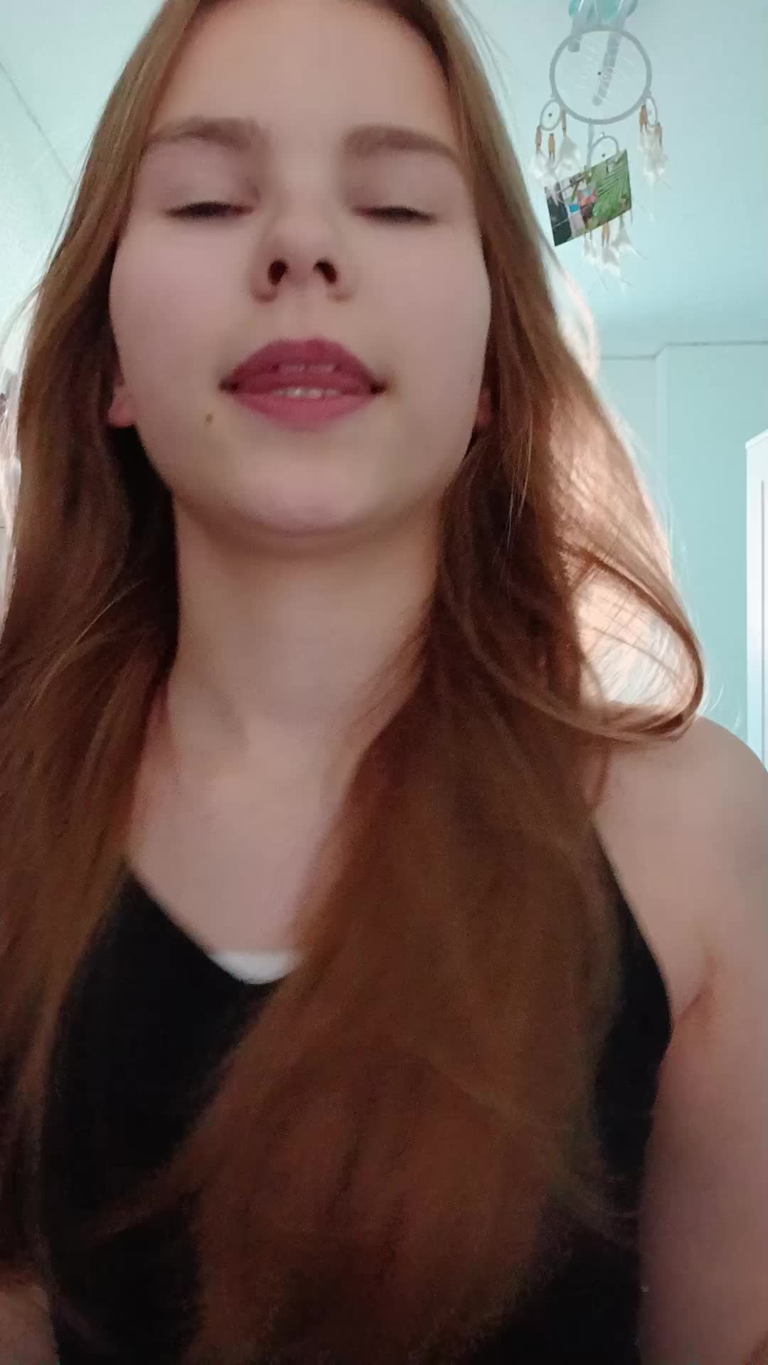 @...