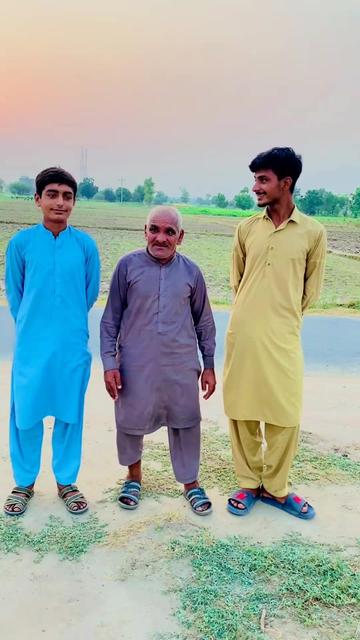 @😎MhaR Sadaqat SiPrA 😎