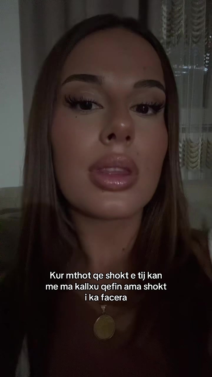 @xoxonita