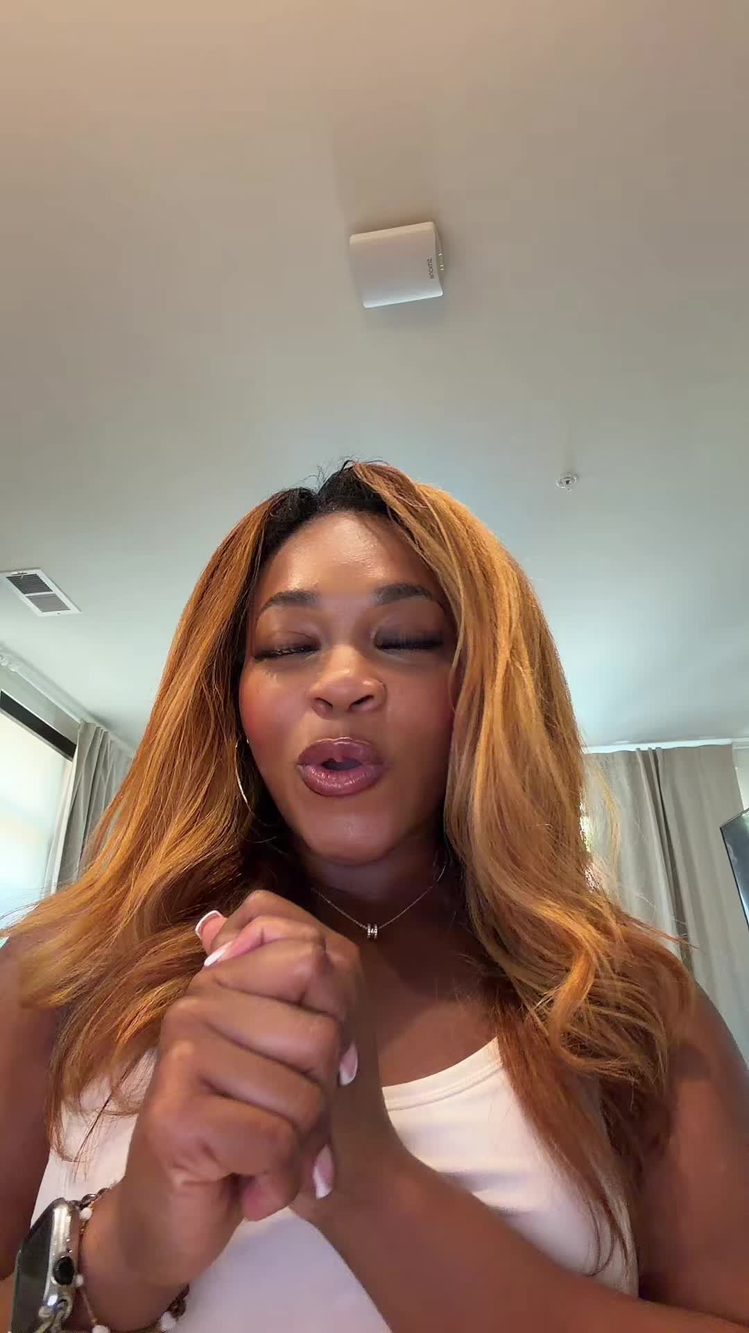@montiegreen