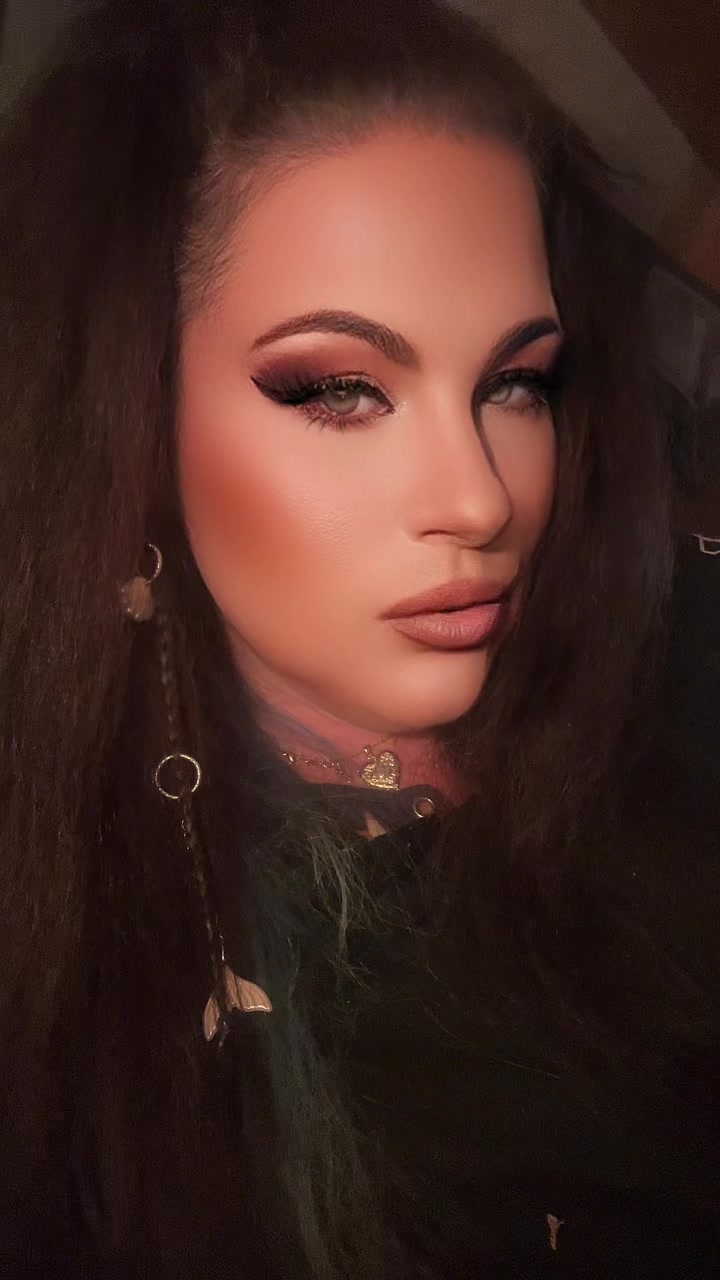 @💃🏻🧠❄️ 𝓕𝓻𝓸𝓼𝓽𝓮𝓭 ❄️🧠🩸
