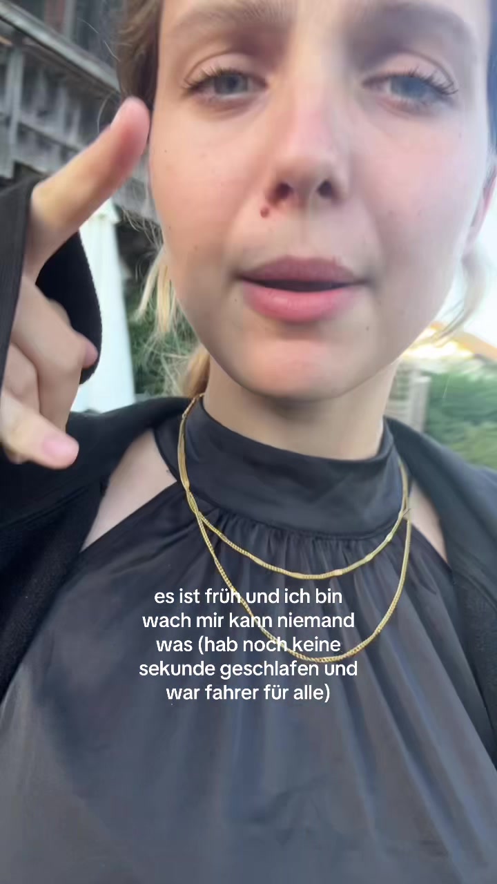 @Sarah🦋