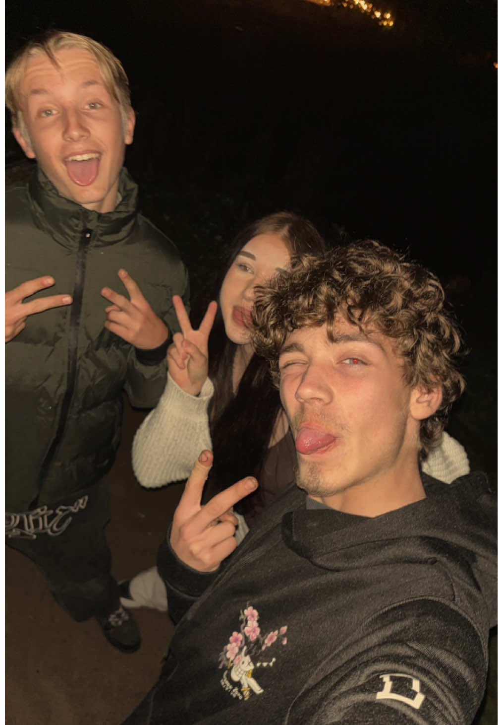 @ꨄ