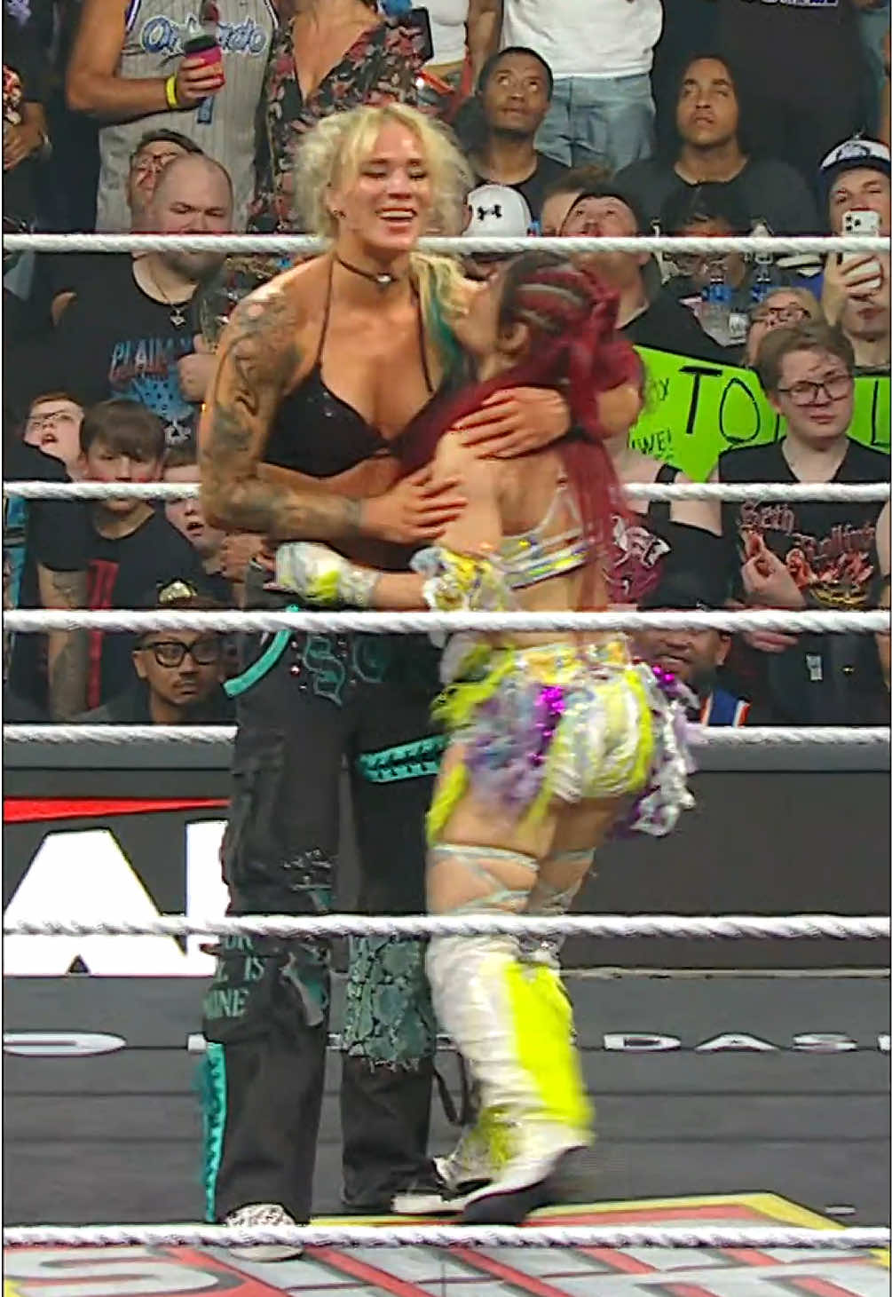 @WWE