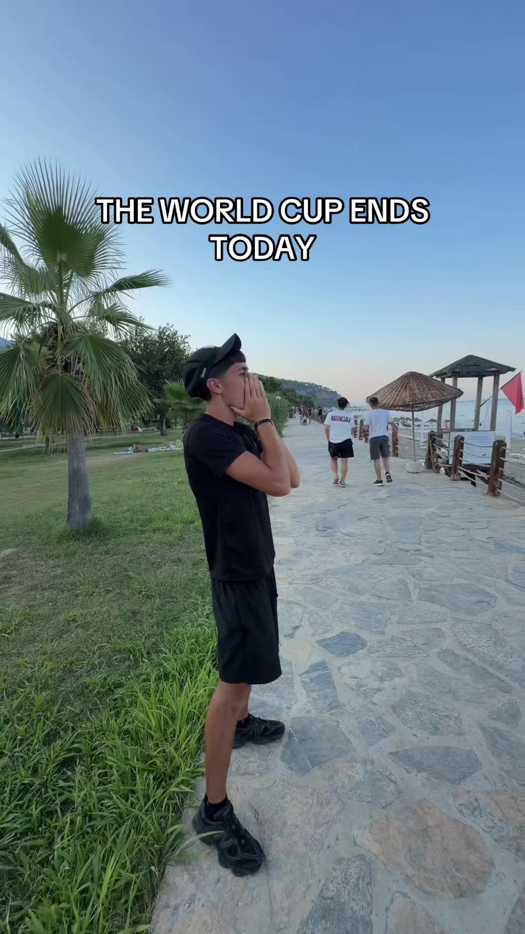 @𝓤𝔃𝔃𝓲シ