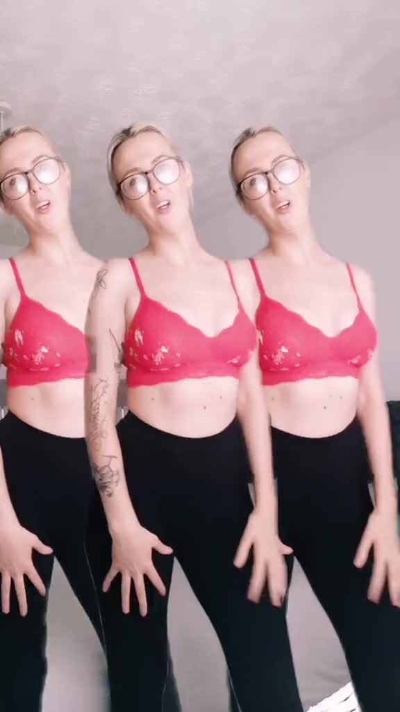 @𝓛𝓪𝓾𝓻𝓪