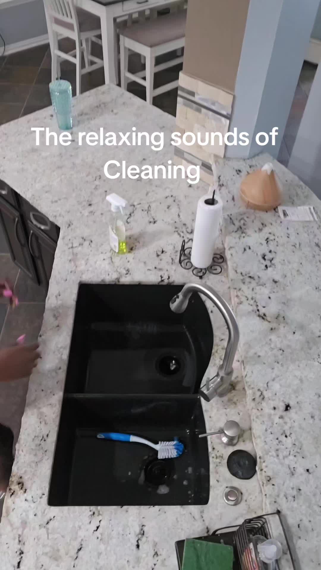 @Bee