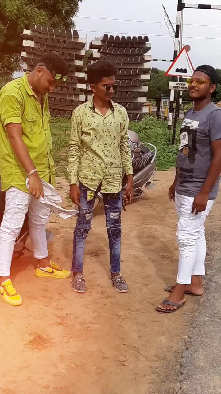@Mk_Pathan_ 001