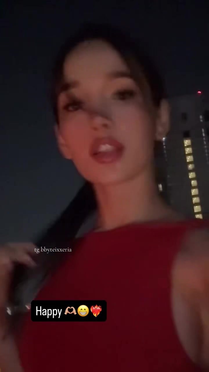 @therealellieleen1