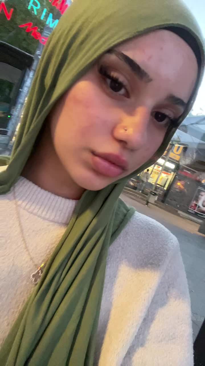 @safiya_bln