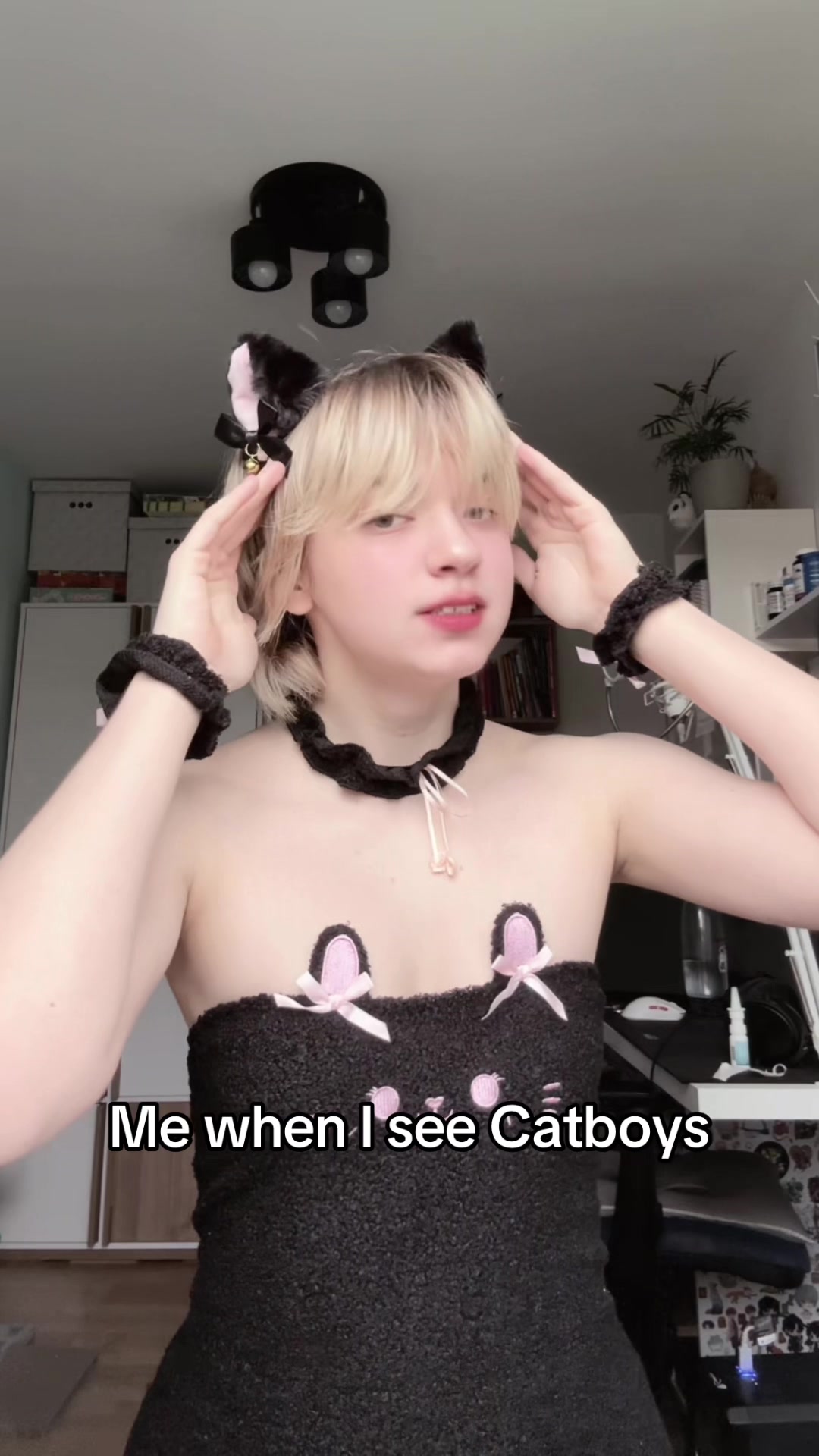 @Jelly